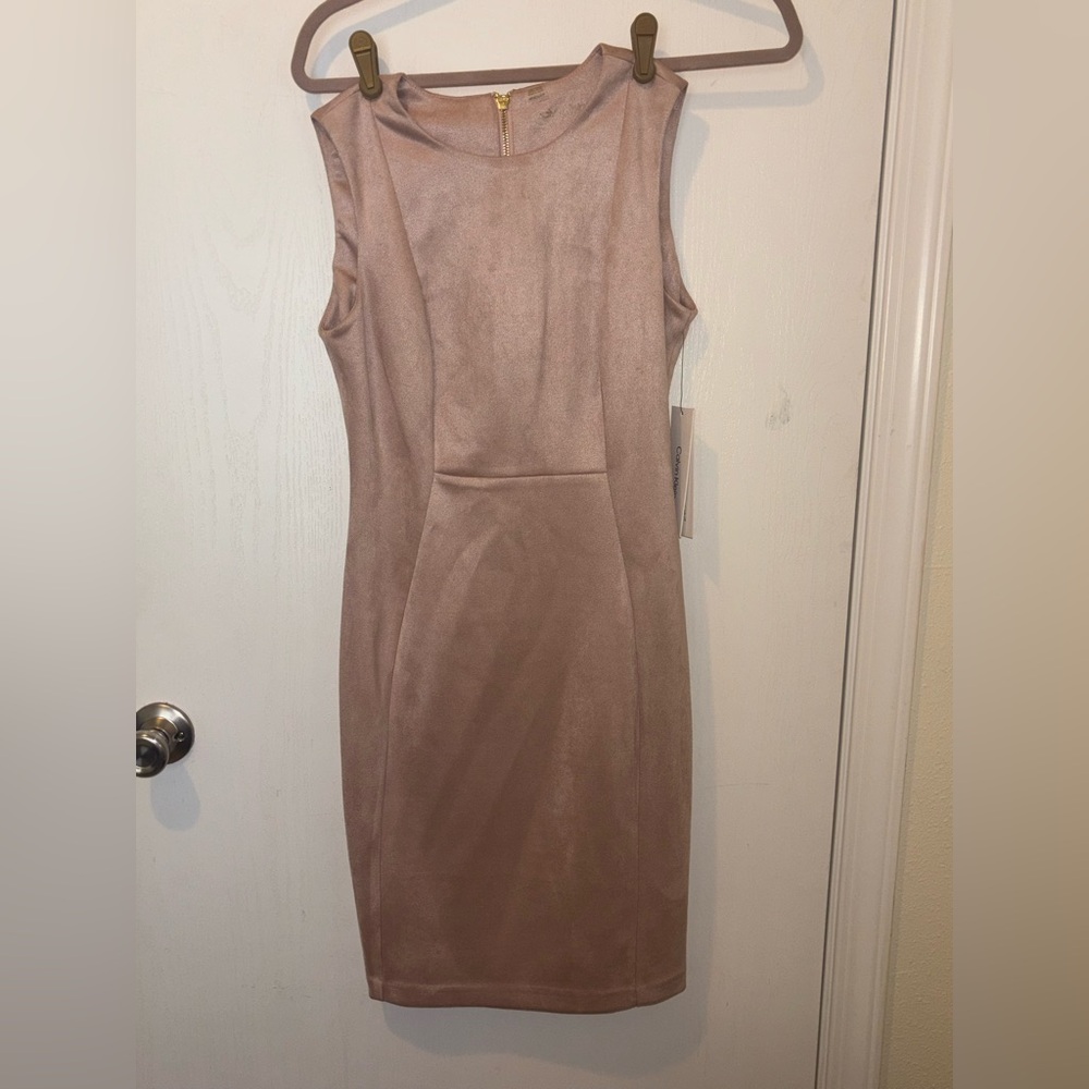 NWT CALVIN KLEIN SLEEVELESS SHEATH DRESS
